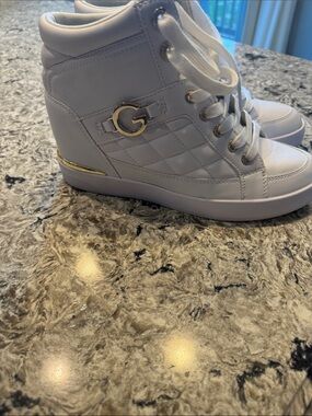 GBG Los Angeles White Quilted High-Top Sneakers with Gold G Accent